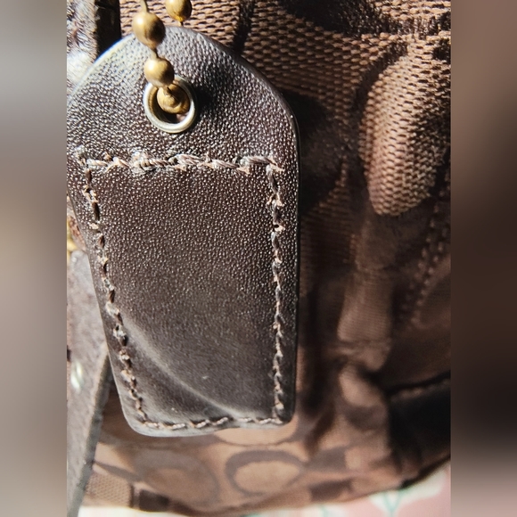 Coach Gallery Brown Signature Canvas Shoulder Bag - Picture 9 of 16